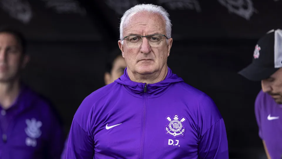 Corinthians busca se reerguer no Brasileirão após fiascos e polêmicas