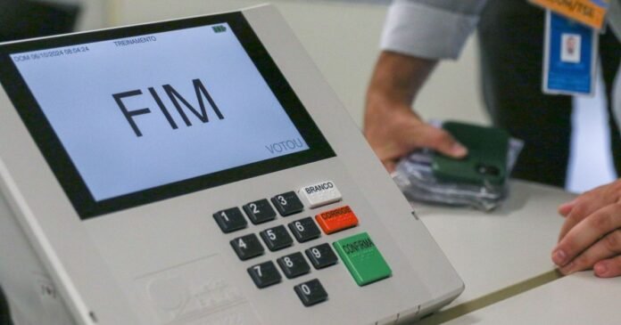 Acompanhe ao vivo a apuração do 2º turno das eleições 2026