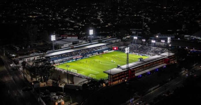 Bragantino x Chapecoense: horário e onde assistir ao jogo do Brasileirão