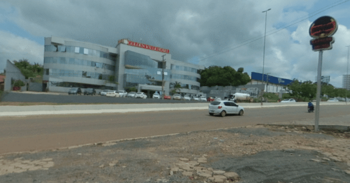 Seis pessoas morrem após van e caminhonete colidirem em rodovia na PB