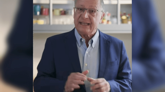 Flávio precisa dizer de onde cortará, diz Alckmin sobre tesouraço