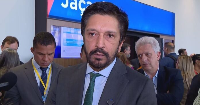 Nunes diz que São Paulo operou com 71% da frota de ônibus no 2º turno