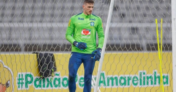Bento mereceu voltar à Seleção? Goleiro divide opiniões no Convocação CNN