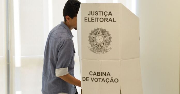Justiça Eleitoral acumula mais de 100 mil processos sobre eleições de 2026