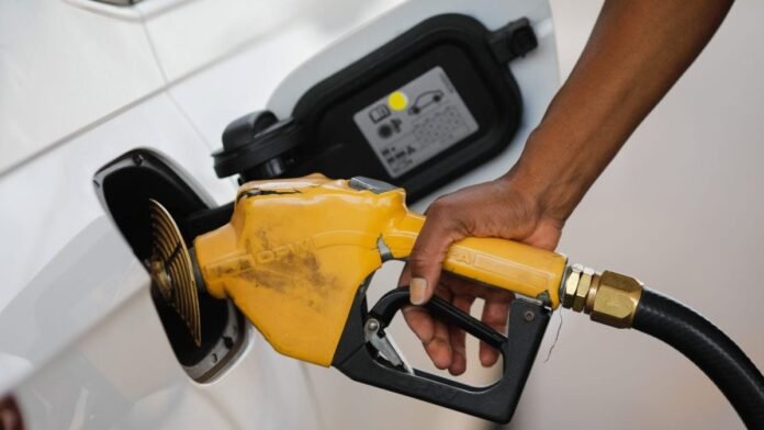 Demanda por combustíveis deve crescer 2,5% em 2027, diz EPE