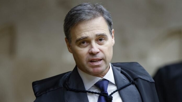 Mendonça será relator do pedido de Lula para quebra de sigilo