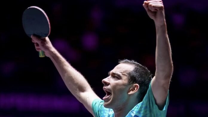 Hugo Calderano vence com tranquilidade na estreia do WTT de Montpellier