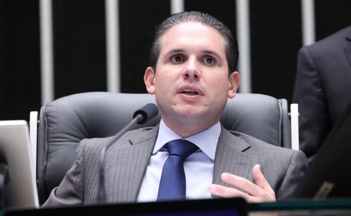Motta formaliza grupo para discutir propaganda eleitoral nas redes