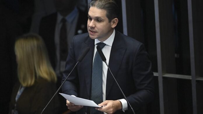 PSB e PDT declaram apoio à reeleição de Motta ao comando da Câmara
