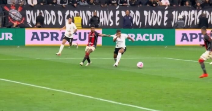 Corinthians reclama de arbitragem contra Vitória: “Não aceitaremos erros”