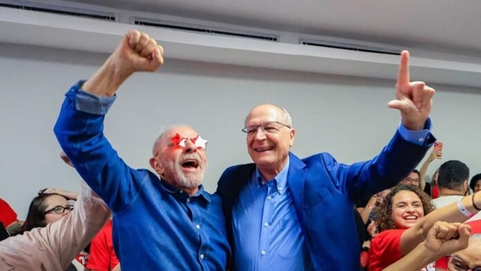 Veja fotos da comemoração da 4ª eleição de Lula