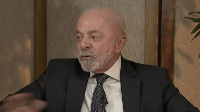 Lula nega “bomba fiscal” e critica a autonomia do BC