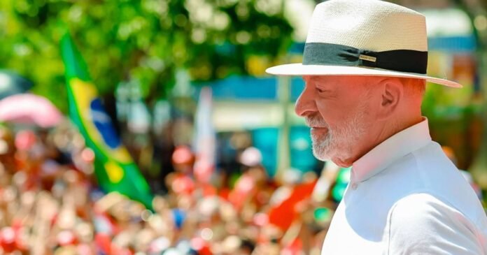 A 5 dias das eleições, Lula anuncia envio da PEC da Tarifa Zero na quarta