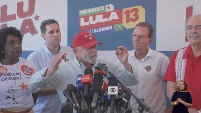 Lula diz que vai brigar para retomar ilha de Richarlison