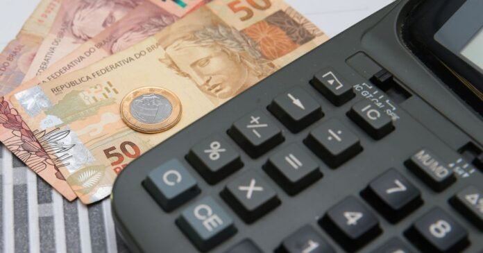 Margem de lucro de empresas brasileiras varia de 13% a 33% do faturamento