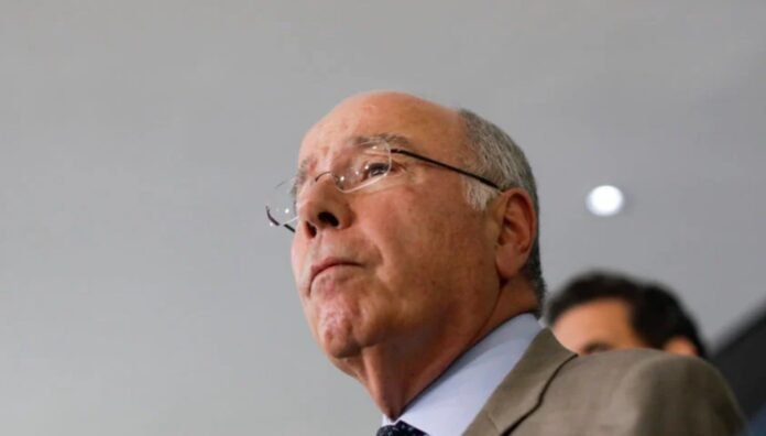 Governo Trump tomou parte na eleição brasileira, diz Mauro Vieira