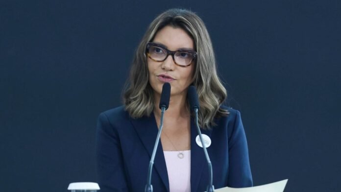 Feminicídios “irão disparar” sob Flávio, diz vídeo publicado por Janja