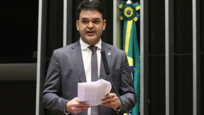 Projeto propõe financiamento do Move Brasil para representantes comerciais
