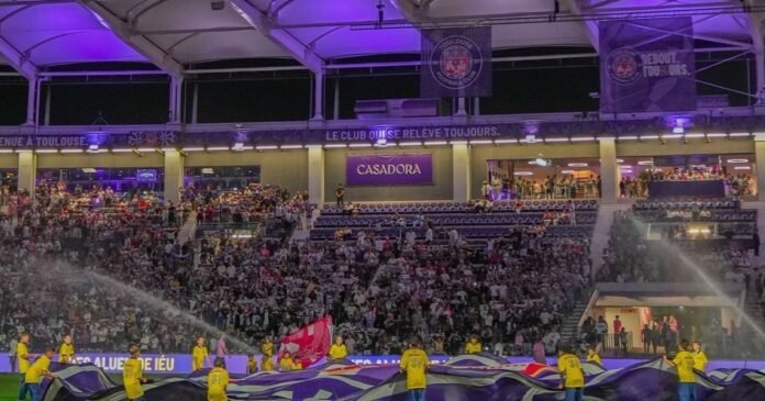 Toulouse x Troyes é adiado após onda de protestos na França