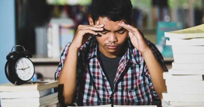 Preparação para o Enem: estudar demais pode atrapalhar? Saiba como dosar