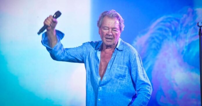 Deep Purple adia shows após vocalista Ian Gillan sofrer “emergência médica”