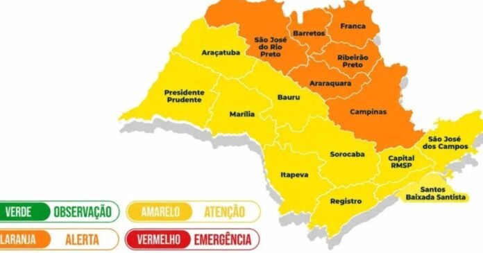 Defesa civil emite alerta para chuva forte em São Paulo