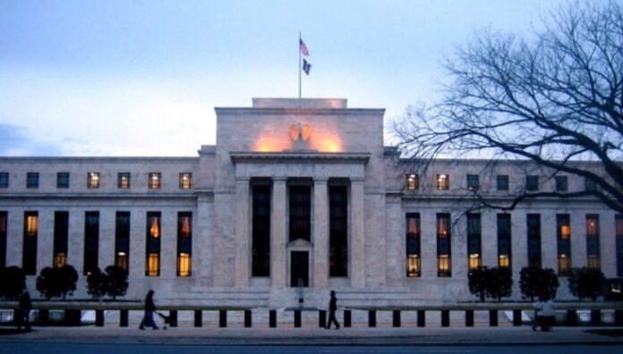 Fed mantém juros de 3,75% a 4,00% em outubro de 2026
