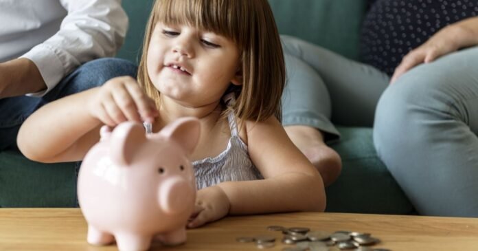 Finanças para crianças: como abordar e ensinar a poupar e investir
