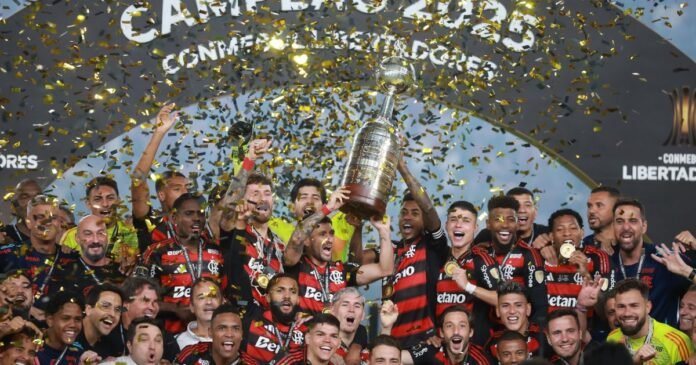 Bola de Ouro 2026: quem são os brasileiros que concorrem ao prêmio