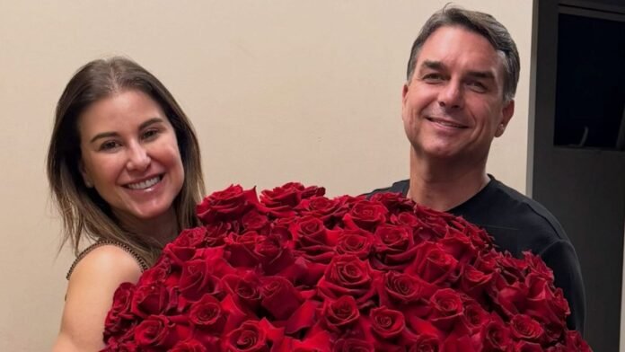 Flávio cancela participação em live por aniversário de Fernanda