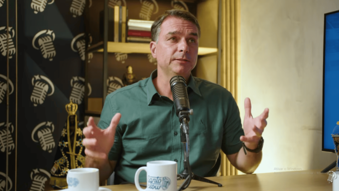 Paradeiro incerto de Flávio é destaque na mídia argentina