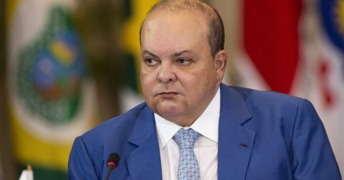Ex-presidente do BRB põe Ibaneis no centro do Master
