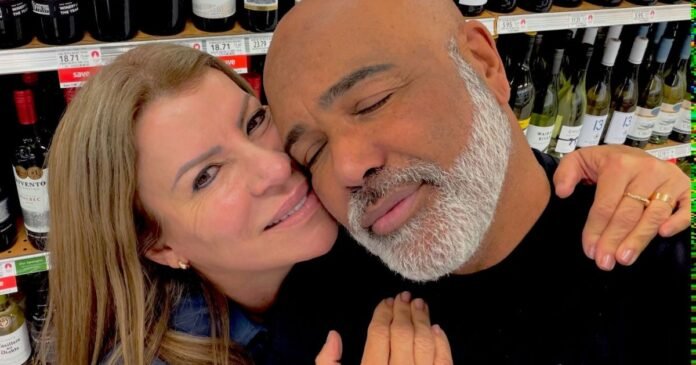 Viúva de Rick faz desabafo um mês após morte do cantor: “Meu único amor”