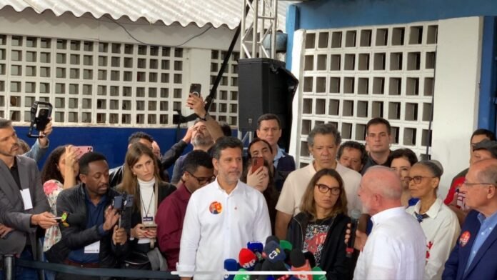 “Vai se catar, meu filho”, diz Janja a jornalista
