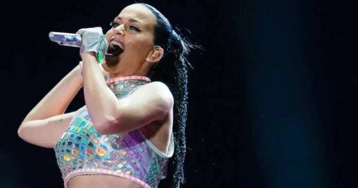 Katy Perry faz 42 anos: relembre as cinco passagens da cantora pelo Brasil