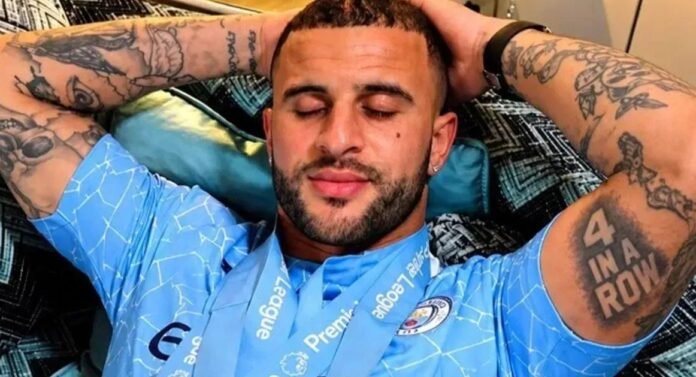 Kyle Walker admite que pode remover tatuagem caso o City perca títulos