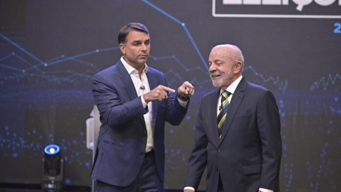 Lula tem 5 vezes mais interações nas redes que Flávio após debate