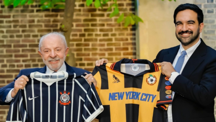 Prefeito de Nova York comemora vitória de Lula