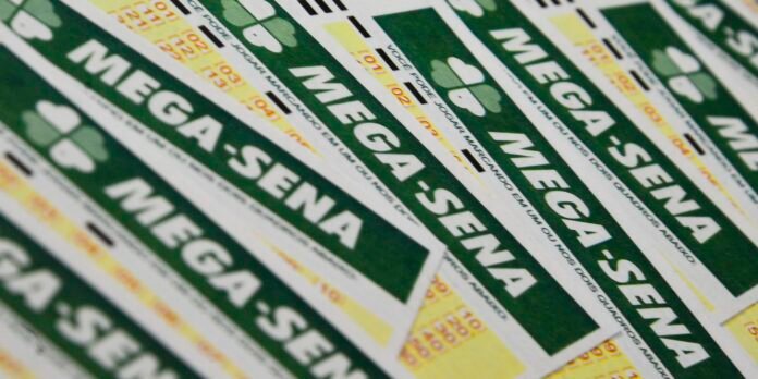 Mega-Sena não tem ganhador e prêmio sobe para R$ 6 milhões