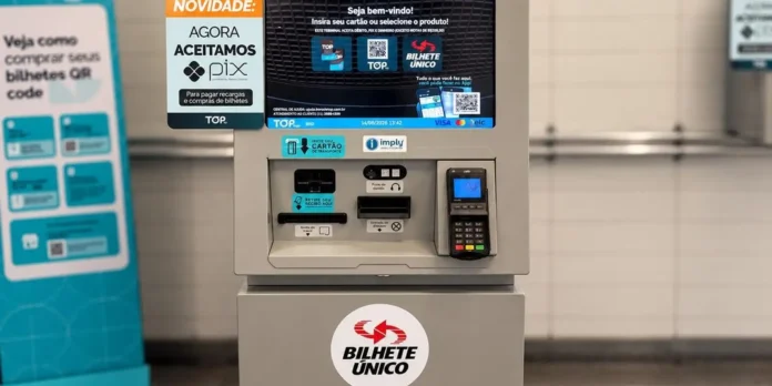 Metrô de São Paulo amplia uso do Pix no autoatendimento