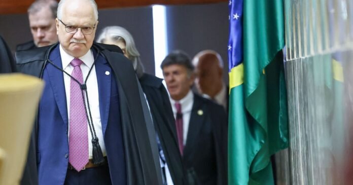 Fachin arquiva investigações e avança no fim do inquérito das fake news