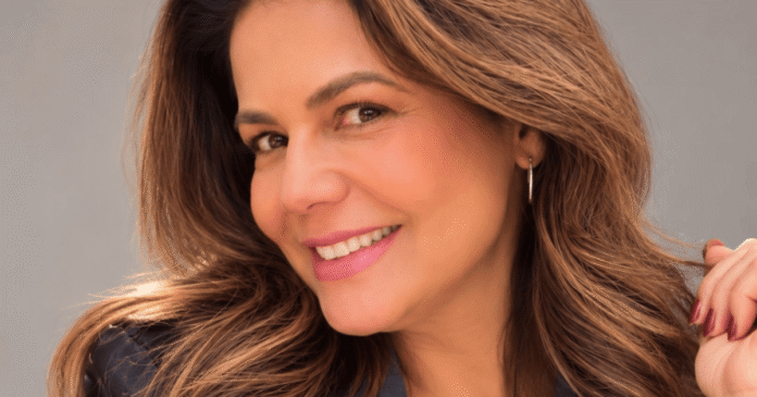 Nivea Stelmann revela que nunca deu beijo técnico: “Eu aproveitava”