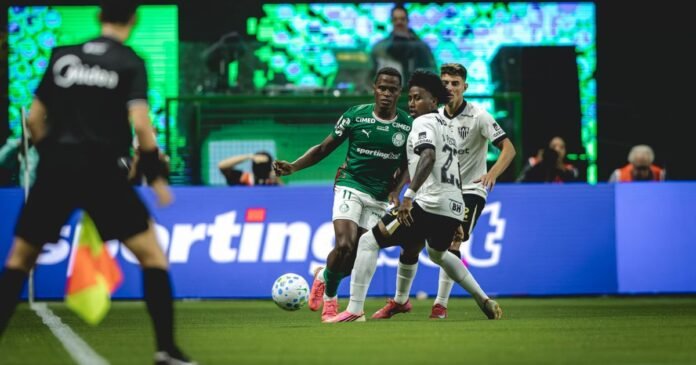 Atlético-MG e Palmeiras são os únicos brasileiros em três competições