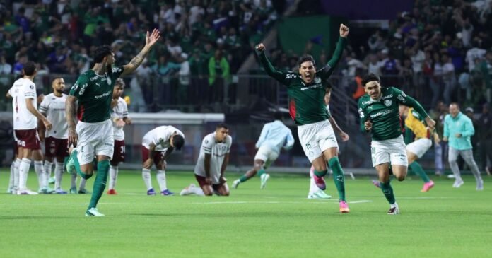 Felipe Melo diz que Flu merecia mais a classificação do que o Palmeiras