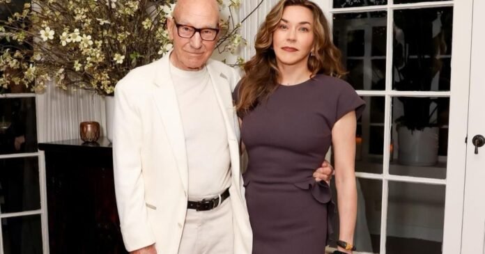 Quem são os filhos e a viúva de Patrick Stewart, que morreu aos 86 anos