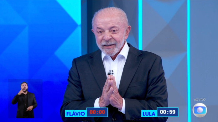 “Consegue decorar, mas não consegue aprender”, diz Lula sobre Flávio