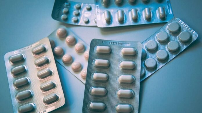 Anvisa proíbe lotes de medicamento para tratar câncer