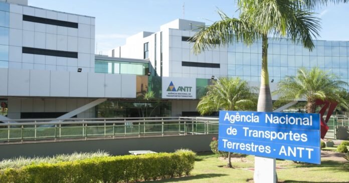 Lula indicará 35 nomes de diretores para agências reguladoras até 2027