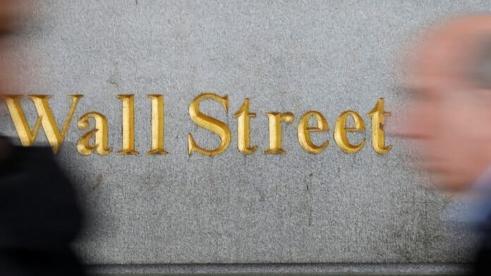 Wall Street sobe com recuperação das ações de tecnologia