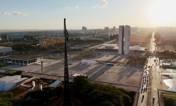Segurança no DF no 2º turno terá Esplanada fechada, drones e 5 mil agentes